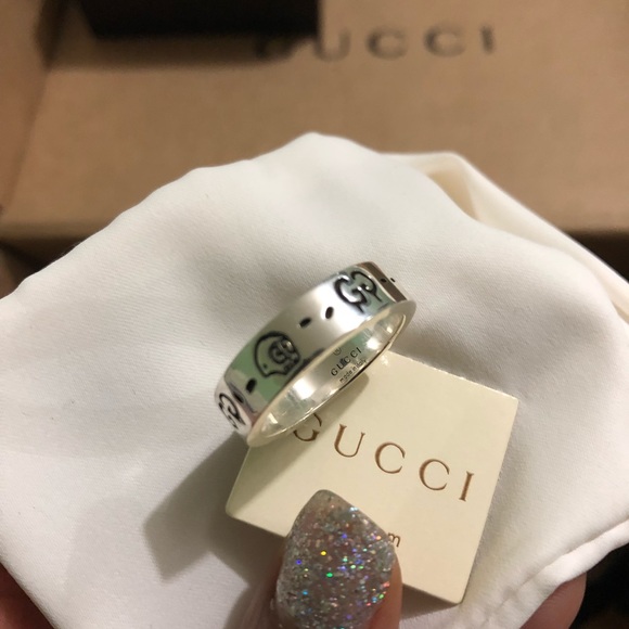 Men Gucci ring NWT